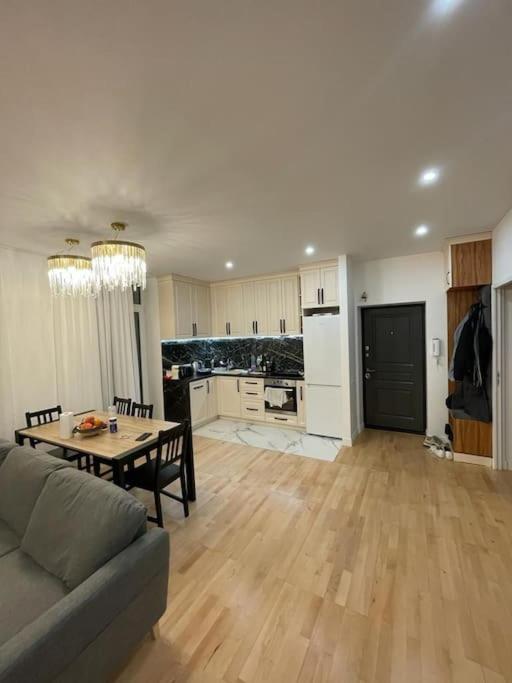 Confortable, Au Centre-Ville Saint-Claude Ngoại thất bức ảnh